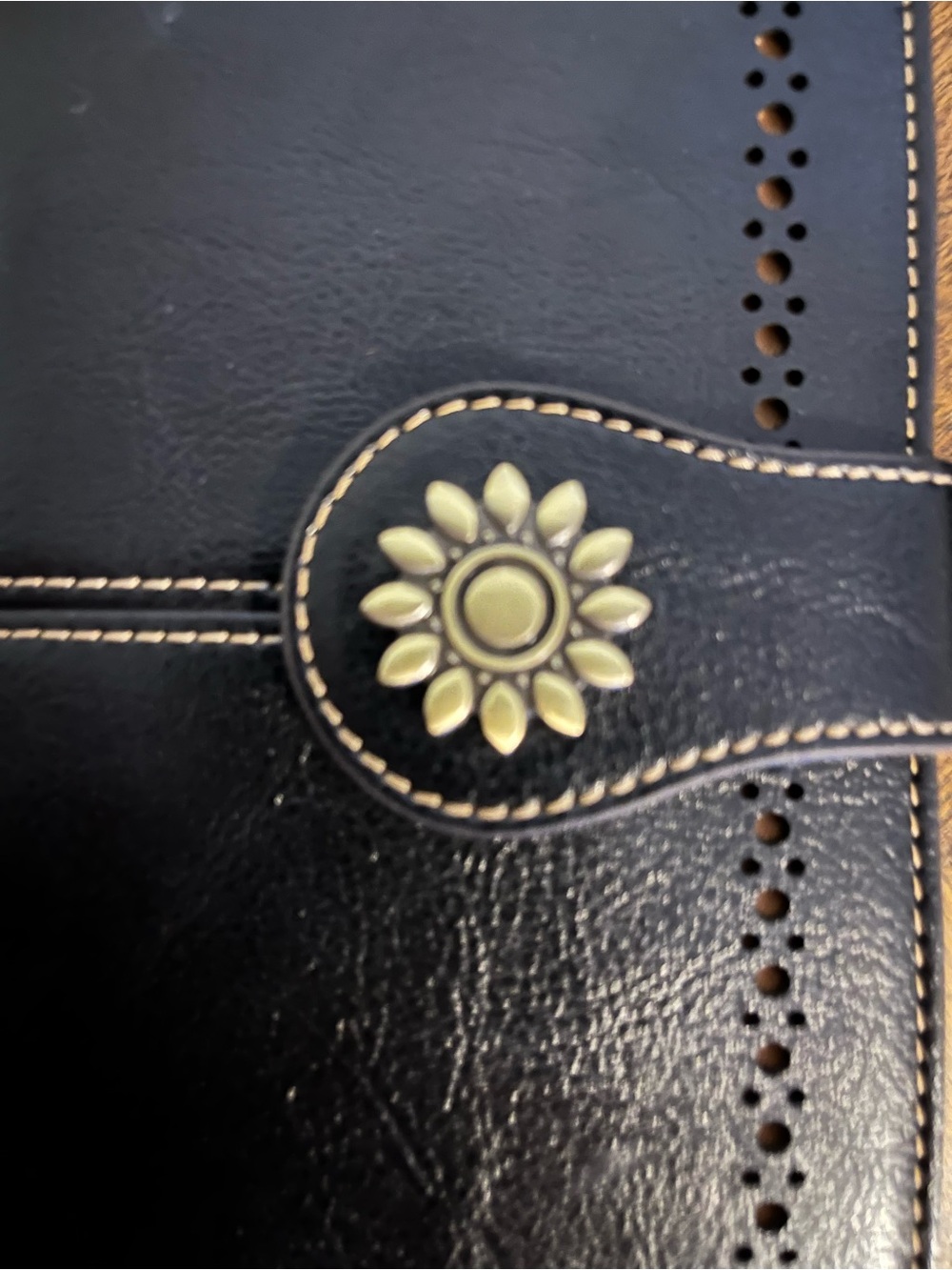 Black Leather Zip Wallet with Floral Concho Closure - NWOT - Picture 6 of 6